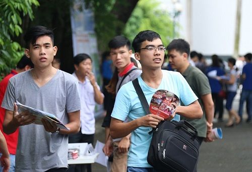 Điểm chuẩn dự kiến 2017 Đại học Ngoại Thương có thể tăng nhẹ