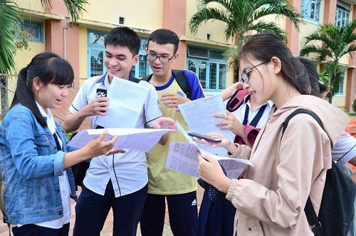 Bộ Giáo dục công bố điểm sàn xét tuyển Đại học 2017 là 15,5 điểm
