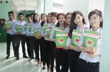 Sinh viên trường CĐ Miền Nam