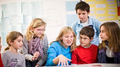 Nghề giáo tại các nước nhận được  những ưu đãi gì? - Ảnh 1