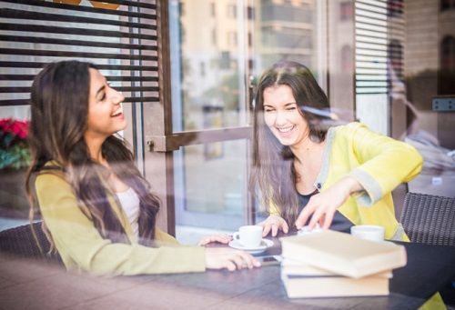 Những câu nói tuyệt đối không nên nói với đồng nghiệp - Ảnh 1