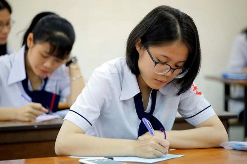 Thi THPT quốc gia năm 2018, 2019 và 2020 vẫn giữ ổn định như năm 2017 Thi THPT quốc gia năm 2018, 2019 và 2020 vẫn giữ ổn định như năm 2017