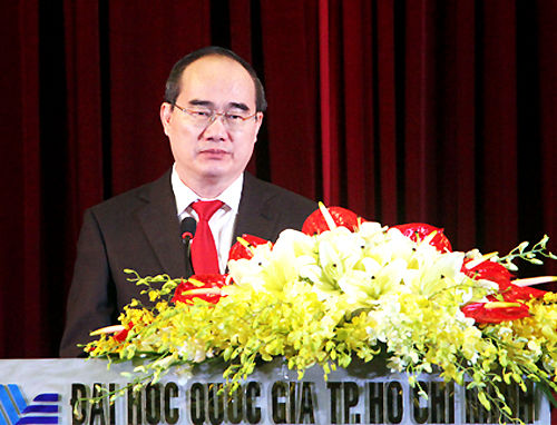 Ông Nguyễn Thiện Nhân khuyên sinh viên ra đời kiếm tiền phải nghĩ đến nguồn cội gia đình Ông Nguyễn Thiện Nhân khuyên sinh viên ra đời kiếm tiền phải nghĩ đến nguồn cội gia đình