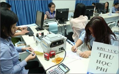 Quy định mức trần học phí với trường ngoài công lập: nên hay không? Quy định mức trần học phí với trường ngoài công lập: nên hay không?