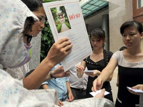 Yêu cầu hủy quyết định tuyển thẳng 13 thạc sĩ từ Bộ Nội vụ tỉnh Tiền Giang - Ảnh 2