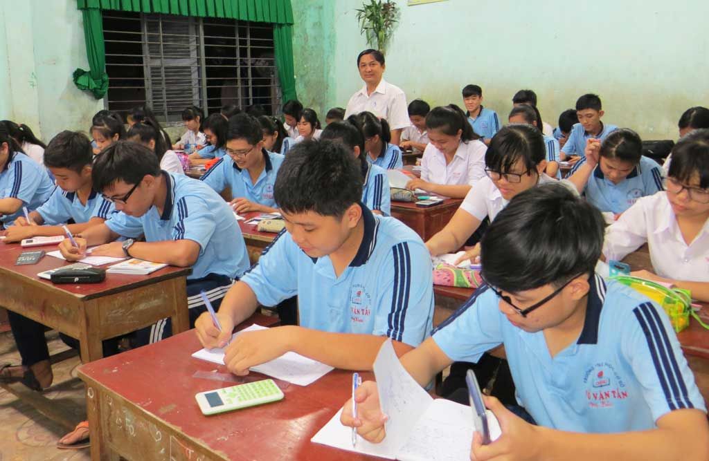 Vì sao nhiều trường không thích dạy học 2 buổi trong ngày?