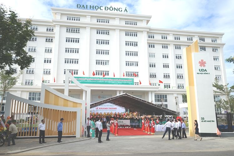 Đại học Đông Á tuyển sinh chương trình thạc sĩ Quản trị kinh doanh liên kết với ĐH Benedictine năm 2018