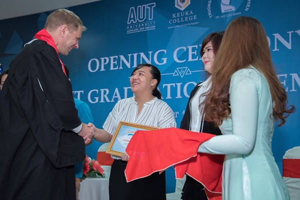 Chương trình Cử nhân Quốc tế đài tạo tại Việt Nam của  ĐH Khoa học Tự nhiên - ĐHQG TP.HCM Chương trình Cử nhân Quốc tế đài tạo tại Việt Nam của  ĐH Khoa học Tự nhiên - ĐHQG TP.HCM