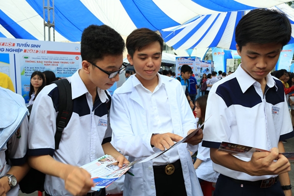 "Ngày hội tuyển sinh, hướng nghiệp và giáo dục nghề nghiệp" được nhiều thí sinh và phụ huỵnh quan tâm