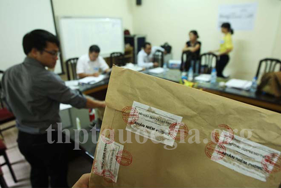 Sở GD&ĐT nhấn mạnh “tuyệt đối sẽ không có sự cố lọt đề thi ra ngoài” Sở GD&ĐT nhấn mạnh “tuyệt đối sẽ không có sự cố lọt đề thi ra ngoài”