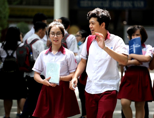 Cấu trúc đề văn và cách hỏi nghị luận khác lạ gây nhiều khó khăn cho thí sinh