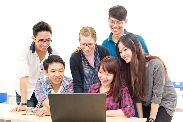 Trường ĐH Khoa học Tự nhiên – ĐHQG TP.HCM xét tuyển chương trình Cử nhân Quốc tế học hoàn toàn tại Việt Nam Trường ĐH Khoa học Tự nhiên – ĐHQG TP.HCM xét tuyển chương trình Cử nhân Quốc tế học hoàn toàn tại Việt Nam