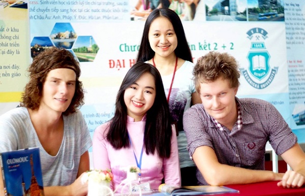 Điều kiện xét tuyển học bạ THPT của ĐH Tôn Đức Thắng năm 2018 Điều kiện xét tuyển học bạ THPT của ĐH Tôn Đức Thắng năm 2018