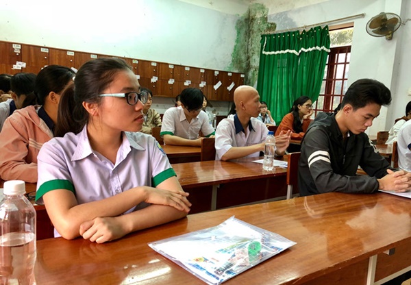 Nhiều thí sinh muốn điều chỉnh nguyện vọng do đoán điểm thấp