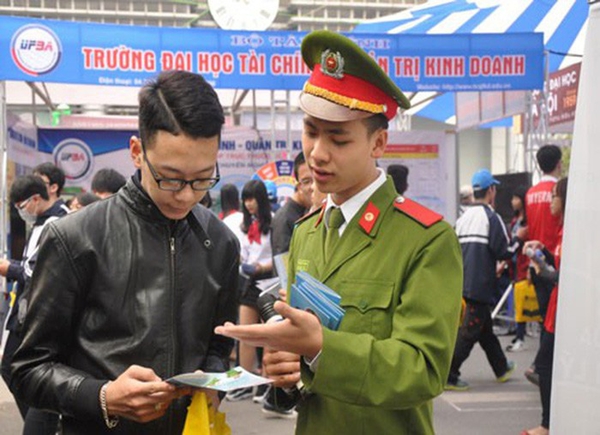 Tỷ lệ chọi các trường Công an, Cảnh sát lên đến 