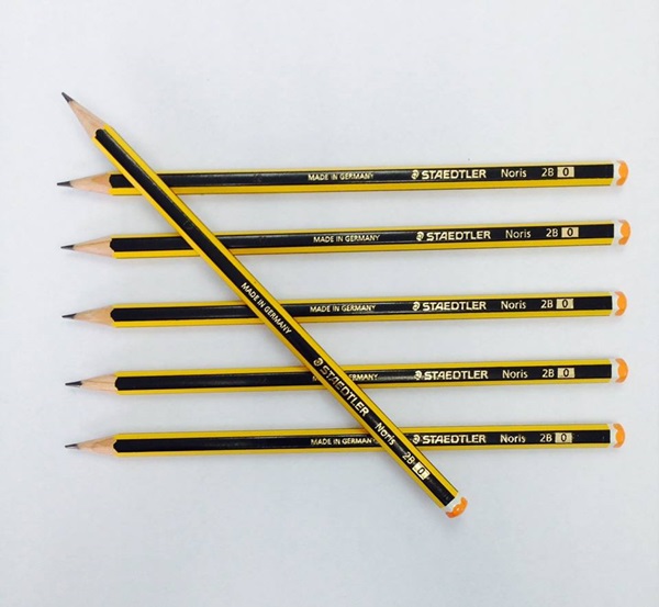 Khi học mỹ thuật thì cần những gì? 