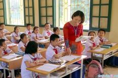 Sách lớp 1 có nội dung “mớm” cho trẻ những thói xấu