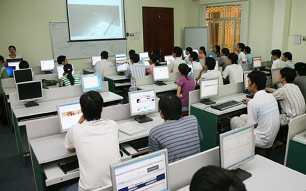 Chất lượng giáo dục đại học lộ nhiều sự yếu kém nhưng vẫn đạt được tiêu chuẩn trong kiểm duyệt Chất lượng giáo dục đại học lộ nhiều sự yếu kém nhưng vẫn đạt được tiêu chuẩn trong kiểm duyệt