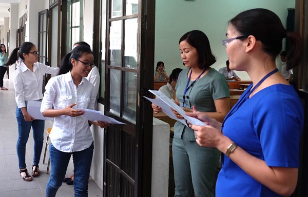 Bảy bất cập cần tìm hướng giải quyết trong kỳ thi THPT quốc gia Bảy bất cập cần tìm hướng giải quyết trong kỳ thi THPT quốc gia