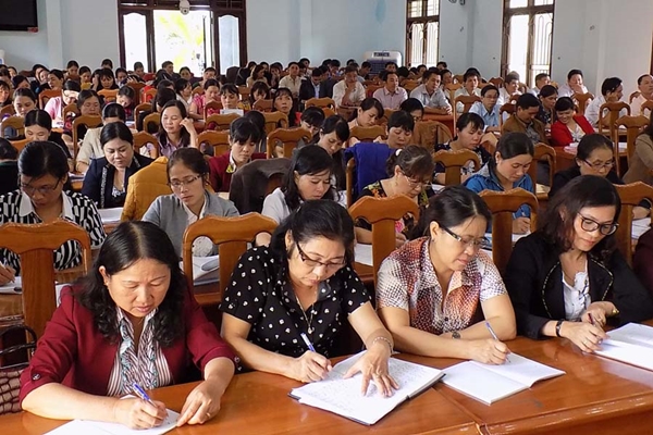 Các trường THPT tại TPHCM sẽ tự tuyển giáo viên sau năm 2020 - Ảnh 2