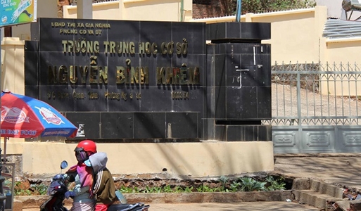 Hiệu trưởng THCS Nguyễn Bỉnh Khiêm lập chứng từ khống, rút ruột ngân sách