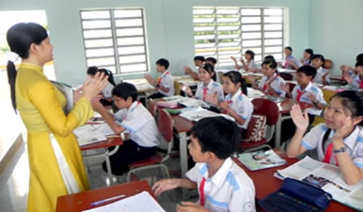Chuyển giáo viên THCS xuống dạy tiểu học vì thiếu giáo viên