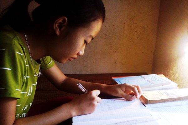 ĐH Bách khoa Hà Nội dành học bổng cho nữ sinh tiếp tục ước mơ vào đại học - Ảnh 1