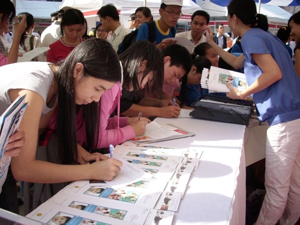 Hạ điểm chuẩn, tuyển nguyện vọng bổ sung: Nhiều trường chỉ mong tuyển đủ sinh viên Hạ điểm chuẩn, tuyển nguyện vọng bổ sung: Nhiều trường chỉ mong tuyển đủ sinh viên