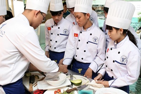 Học nghề có rất nhiều lợi ích nhưng không phải ai cũng biết Học nghề có rất nhiều lợi ích nhưng không phải ai cũng biết