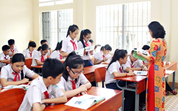 Nghỉ học thứ 7: Đề xuất không dễ thực hiện Nghỉ học thứ 7: Đề xuất không dễ thực hiện