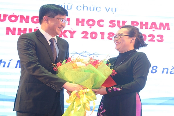 Nữ Hiệu trưởng đầu tiên của Đại học Sư phạm TP.HCM - Ảnh 1