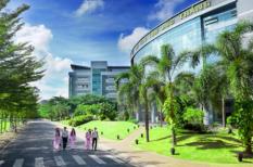 Trường đại học đầu tiên tại Việt Nam được xếp hạng 4/5 sao chuẩn đại học quốc tế