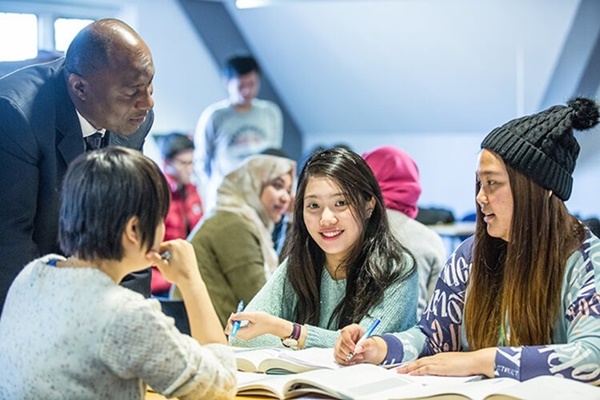 Các kỳ thi AEIS, S - AEIS, O - Level và cơ hội du học Singapore Các kỳ thi AEIS, S - AEIS, O - Level và cơ hội du học Singapore