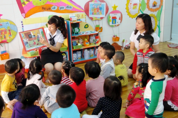 Hỗ trợ tăng đầu tư cho các trường công lập khó khăn - Ảnh 1