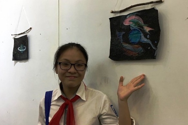 Học sinh Việt Nam sáng tạo nghệ thuật từ rác thải và nilong - Ảnh 1