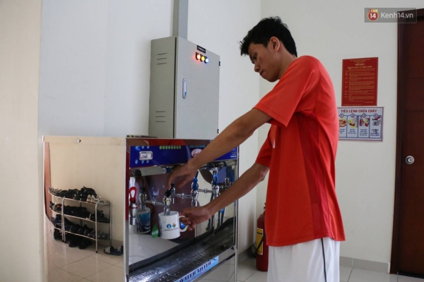 Khóc cười chuyện sinh viên ký túc xá mới hiểu - Ảnh 1