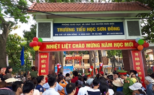 Lạm thu 8 triệu đầu năm, Hiệu trưởng trường tiểu học lạm quyền