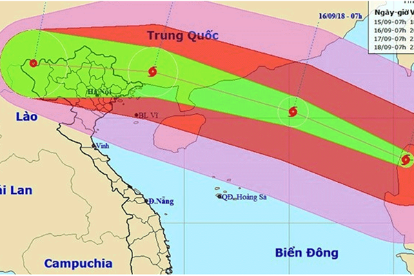Siêu bão Mangkhut đổ bộ học sinh được Chính phủ cho phép nghỉ học tránh bão - Ảnh 1