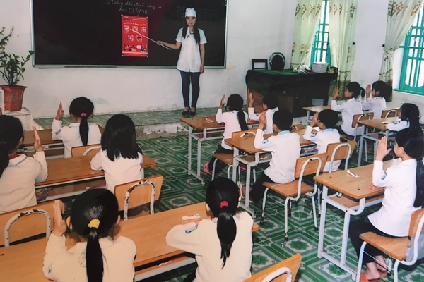 Sở GD&ĐT Hà Nội đặt biệt quan tâm đến việc triển khai xây dựng nhà vệ sinh học đường - Ảnh 2