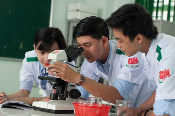 Trường CĐ Miền Nam - Chú trọng học đi đôi với hành, Đào tạo uy tín, phù hợp với nhu cầu xã hội - Ảnh 1