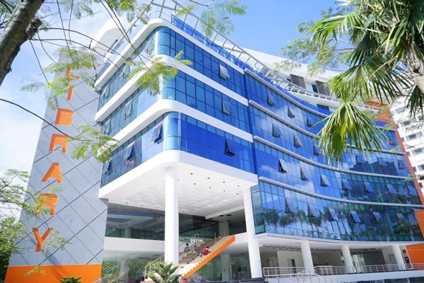 Trường đại học đầu tiên tại Việt Nam được xếp hạng 4/5 sao chuẩn đại học quốc tế - Ảnh 2