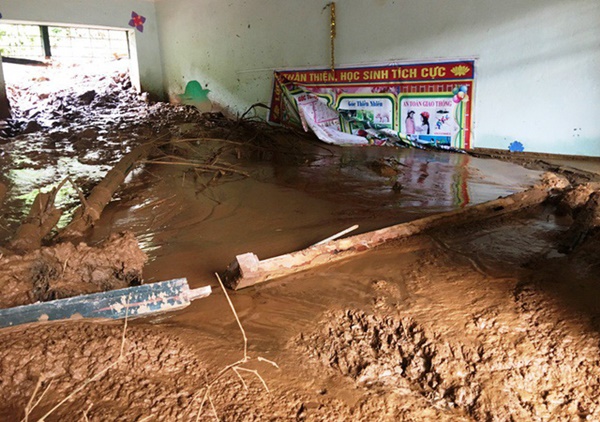 Trường học ngổn ngang trước mùa tựu trường