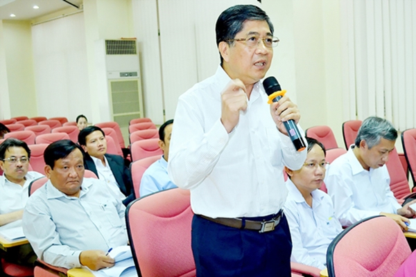 Bằng cấp không có giá trị nhưng vẫn phải học kiến thức hàn lâm, nặng nề - Ảnh 1