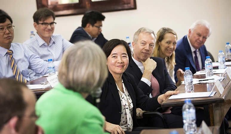 Đại học Harvard và những cô gái Việt