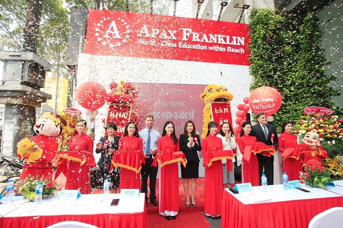 Apax Franklin khai trương