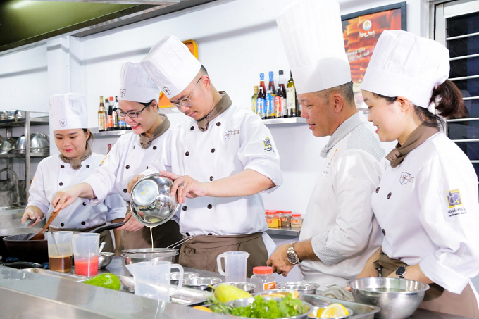 Học Trung cấp sau tốt nghiệp THCS – Học 1 được 2 - Ảnh 2