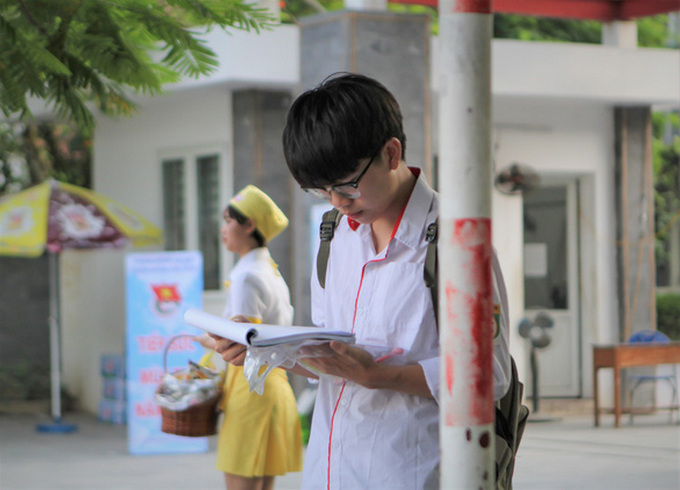 Gần 500.000 sĩ tử tham gia thi các môn khoa học xã hội - Ảnh 6