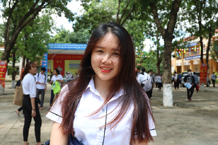 Thí sinh nhận xét đề thi môn Lý, Hóa năm nay Thí sinh nhận xét đề thi môn Lý, Hóa năm nay