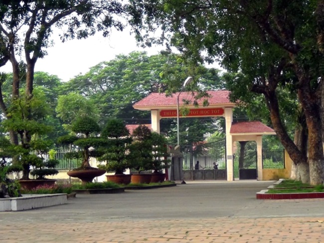 trường thpt ba đình tuyển sinh tại thanh hóa