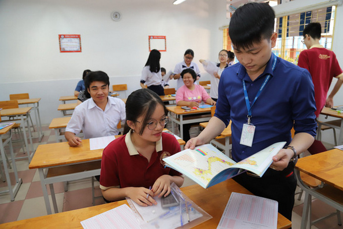 Gần 500.000 sĩ tử tham gia thi các môn khoa học xã hội - Ảnh 3